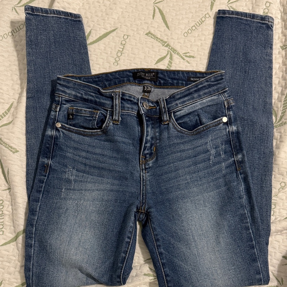 Judy Blue Women's Classic Denim Distressed Skinny Jeans